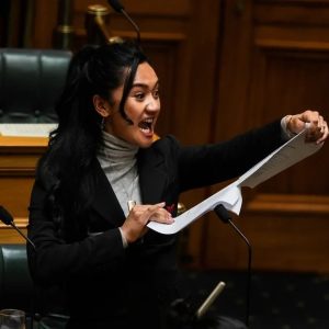 Nouvelle Zélande : Sous le signe du Haka, le bras de fer continue