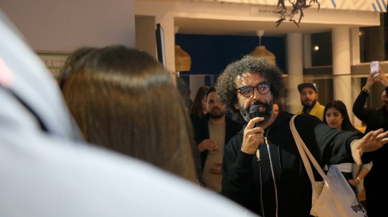 IMG_1959 Quand l’écoute devient image : un étudiant de l’ESJC au vernissage de “Entre nos mains”