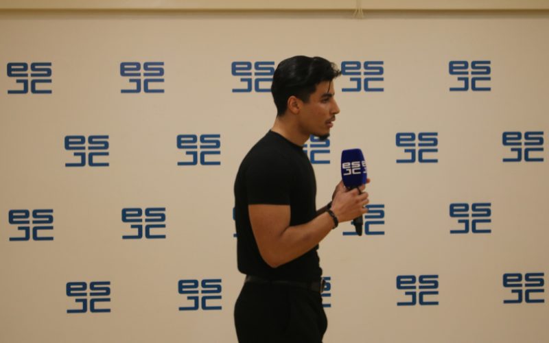 Reporters, Mic on Stage! : quand les étudiants de l’ESJC prennent la parole!